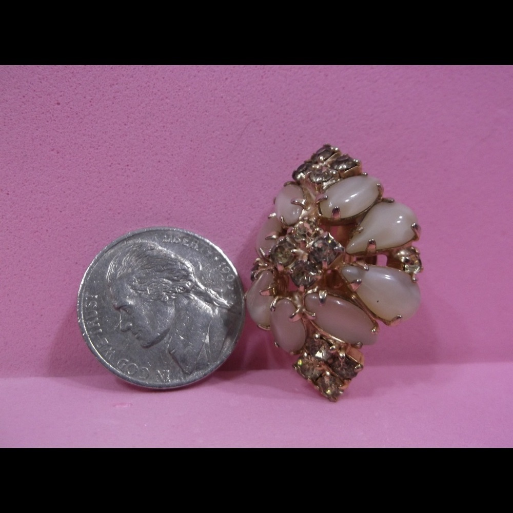 Vintage Earrings Faux Diamond Clip On - Picture 7 of 7
